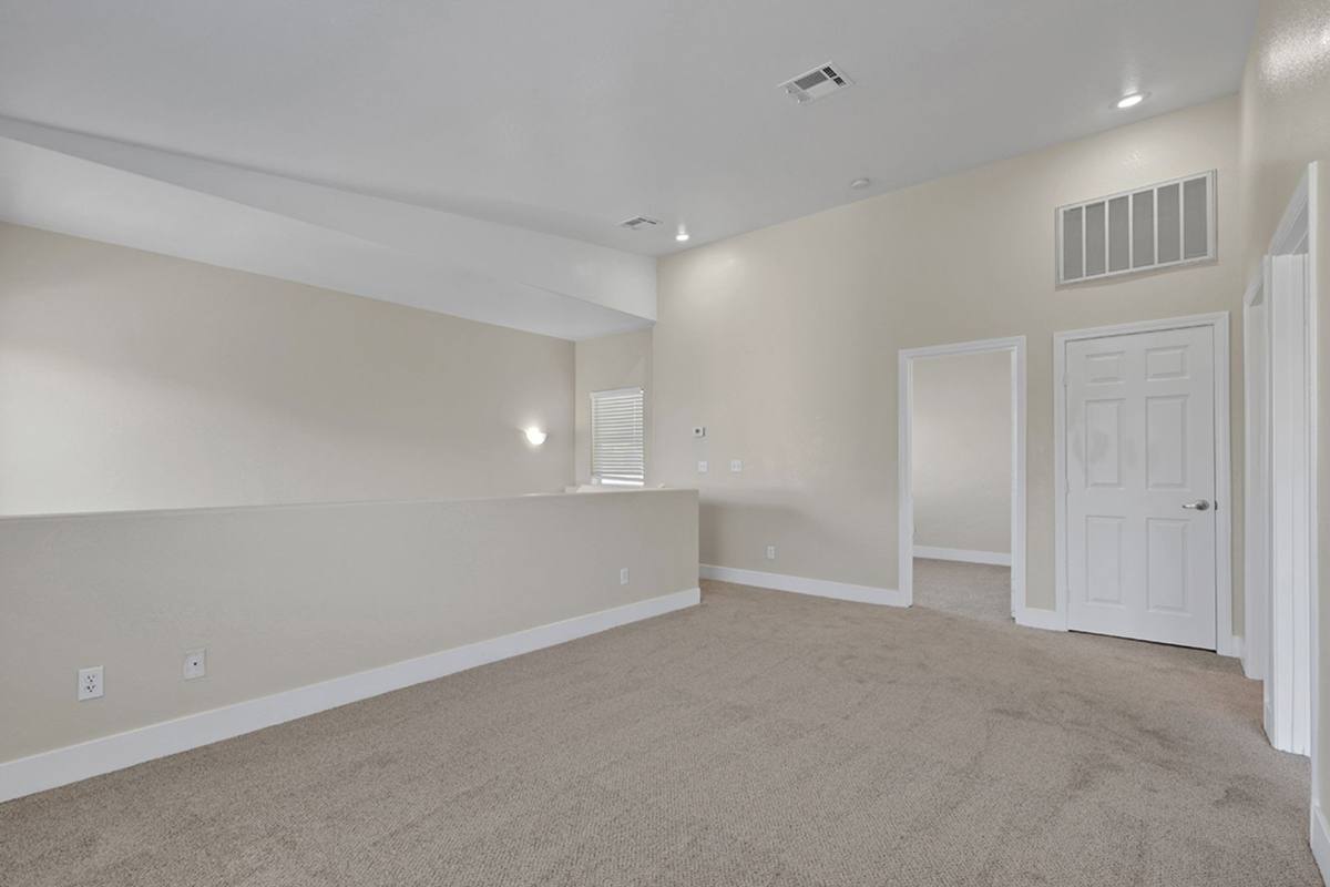 Townhouse for rent at 479 Eagle Egg, Henderson, NV 89012