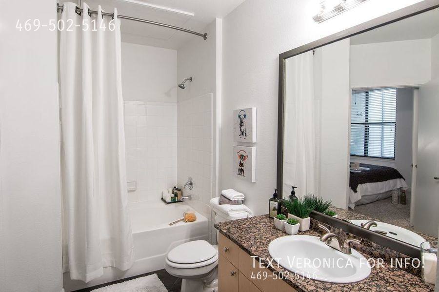 Apartment for rent at 2819 N Fitzhugh Ave, Dallas, TX 75204