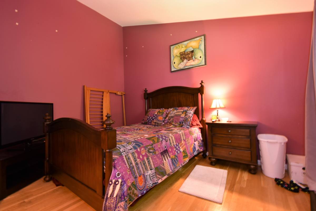 House for rent at 305 Hillsboro Dr, Silver Spring, MD 20902