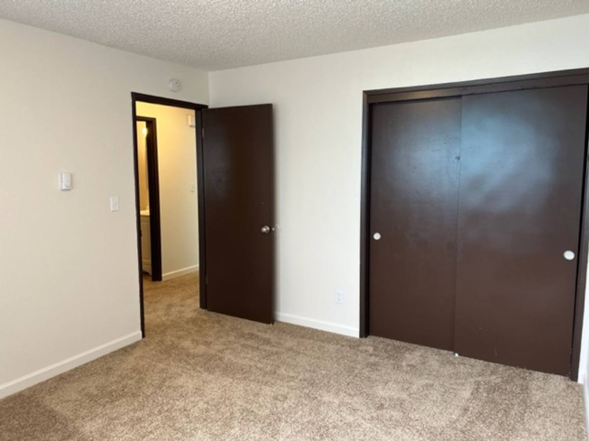 Apartment for rent at 3011 E 9th St, Vancouver, WA 98661