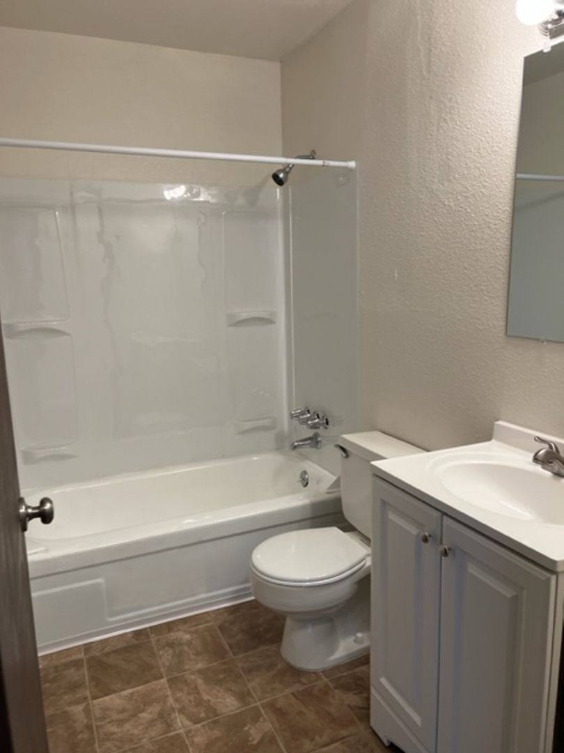 Apartment for rent at 3011 E 9th St, Vancouver, WA 98661