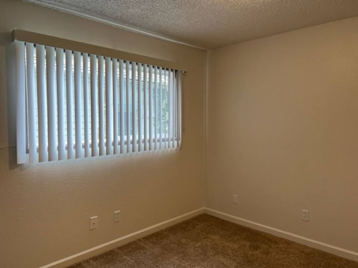 Apartment for rent at 3011 E 9th St, Vancouver, WA 98661