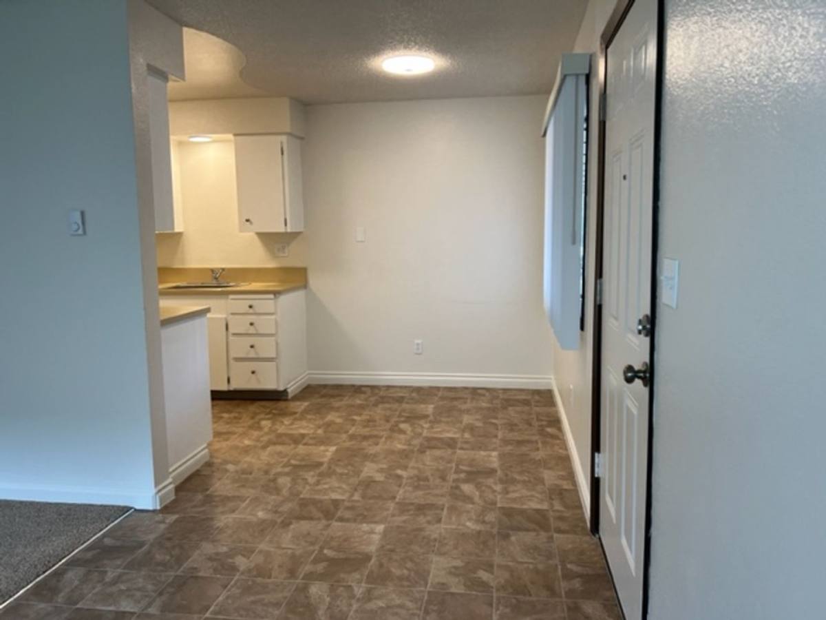 Apartment for rent at 3011 E 9th St, Vancouver, WA 98661