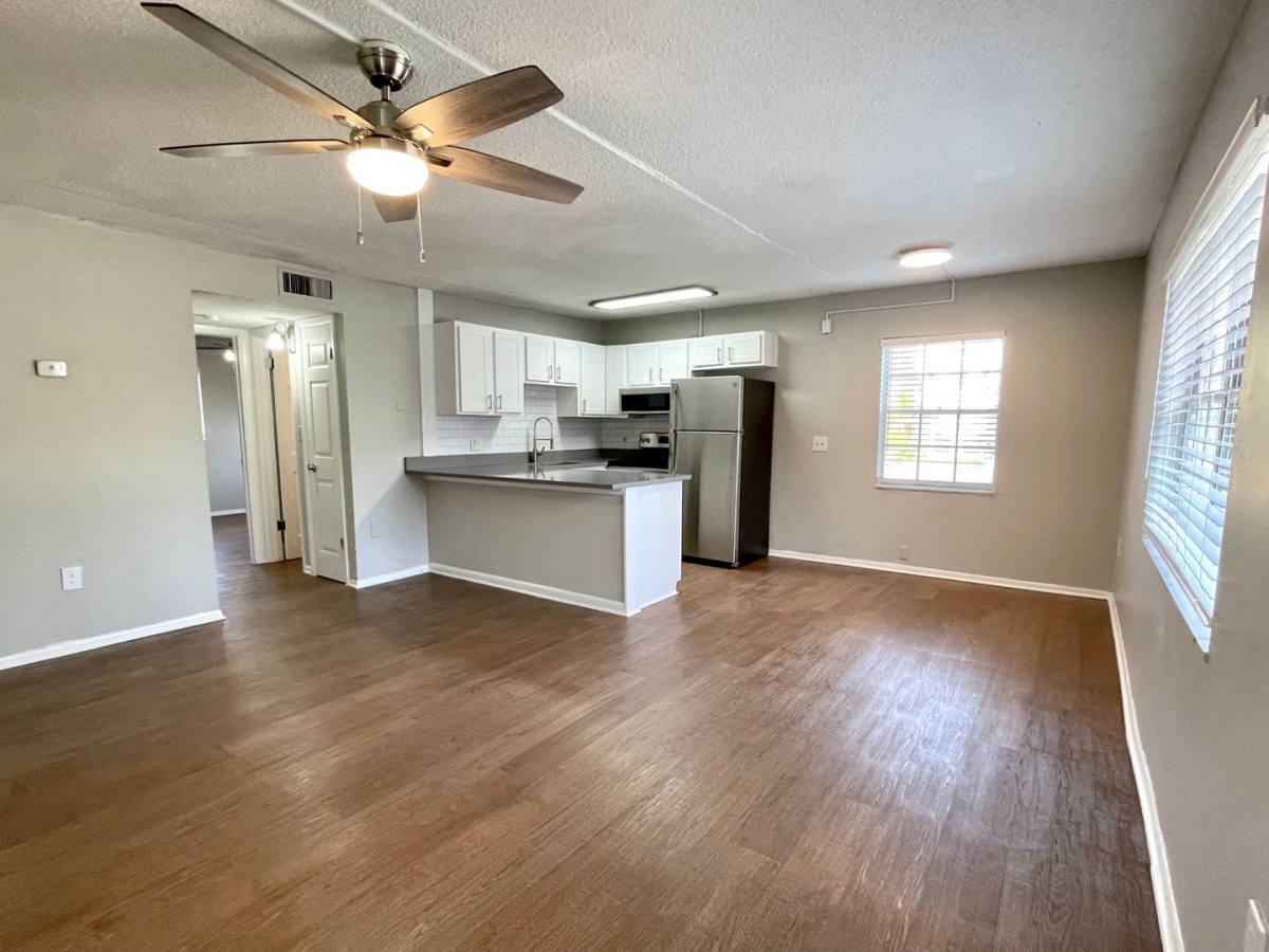 Apartment for rent at 3602 S Macdill Ave, Tampa, FL 33629