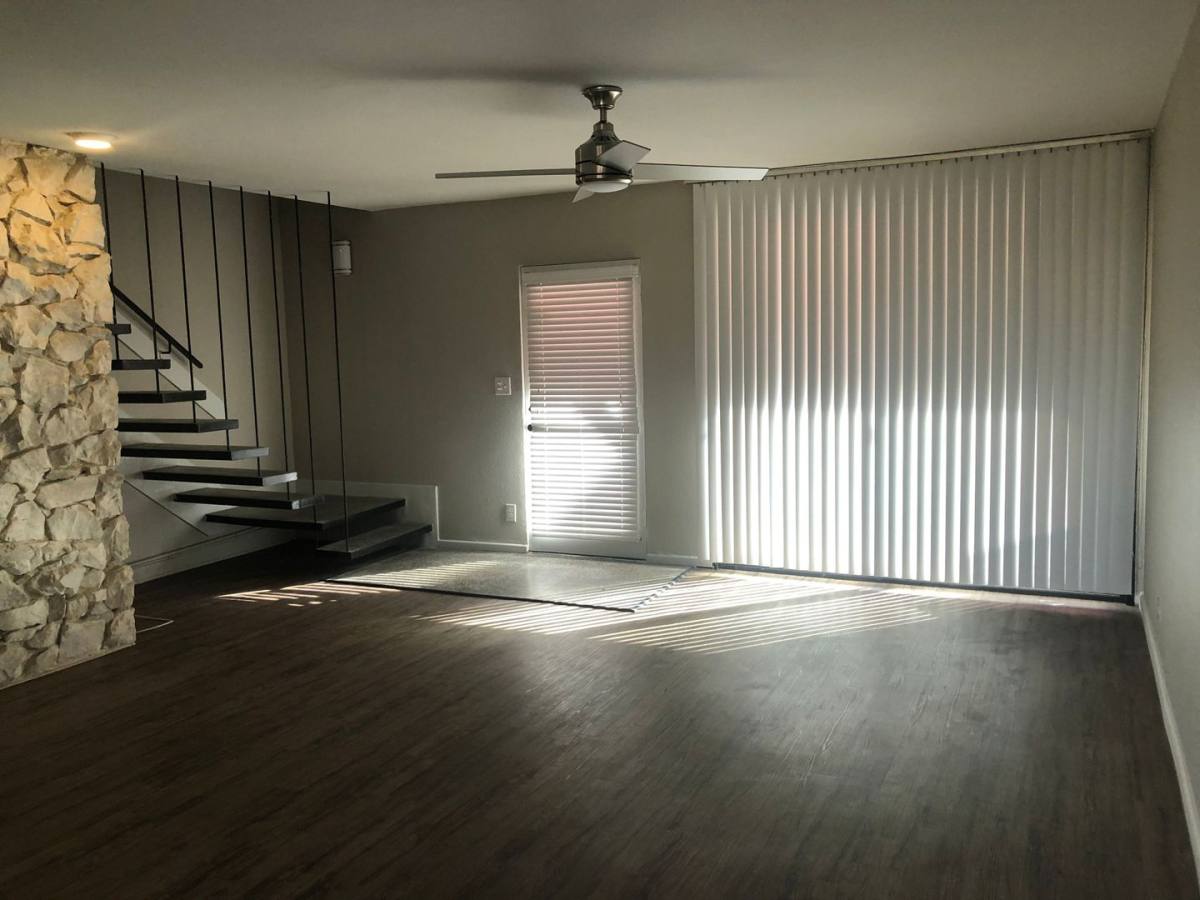 Apartment for rent at 722 E San Lorenzo Rd, Palm Springs, CA 92264