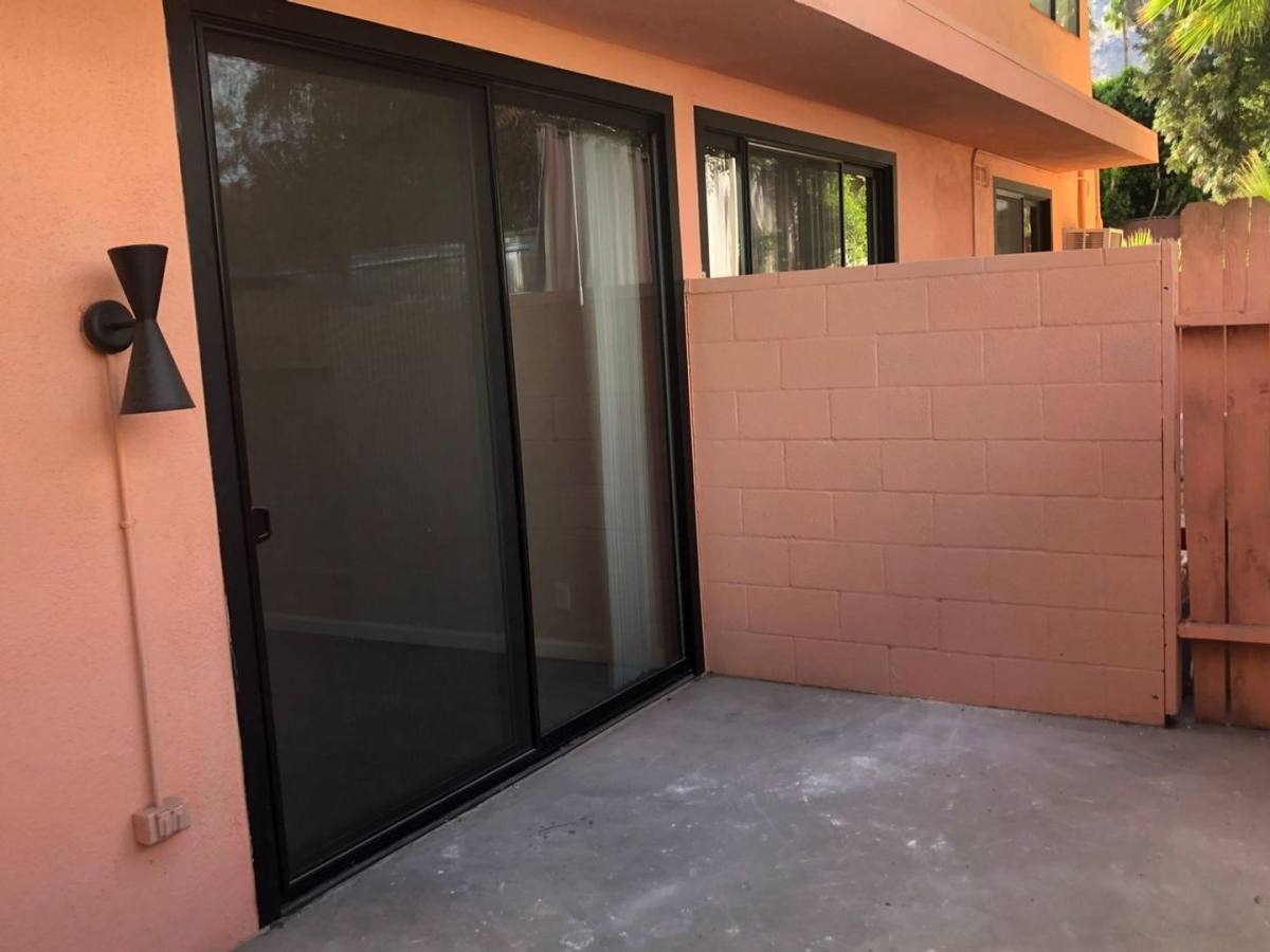 Apartment for rent at 722 E San Lorenzo Rd, Palm Springs, CA 92264