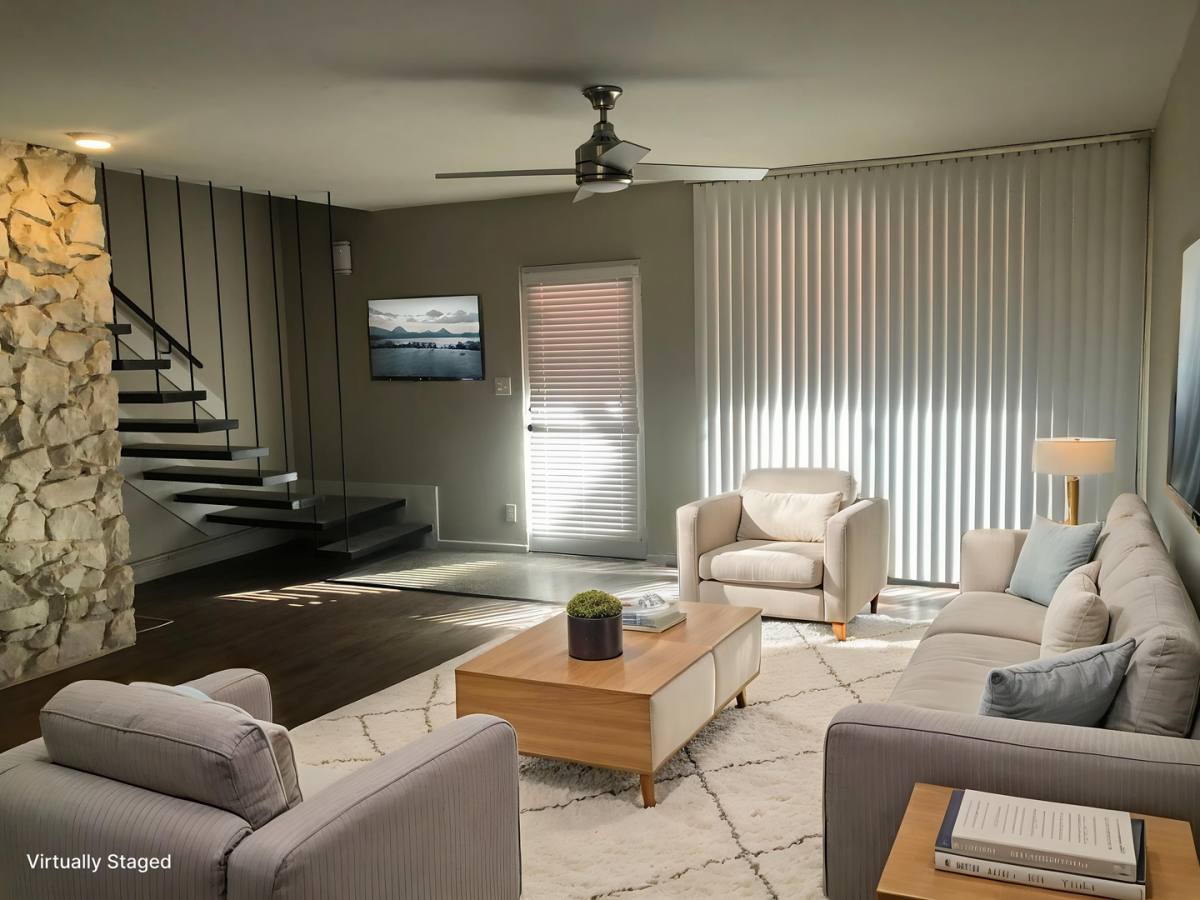 Apartment for rent at 722 E San Lorenzo Rd, Palm Springs, CA 92264