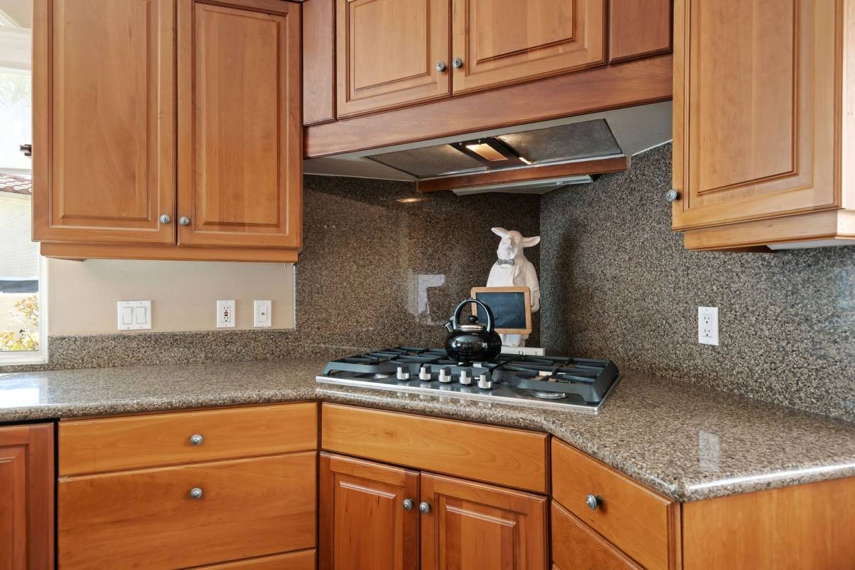 House for rent at 1643 La Vista Del Oceano, Santa Barbara, CA 93109