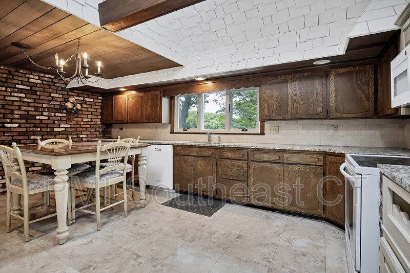 House for rent at 51 Lake Ave, Niantic, CT 06357