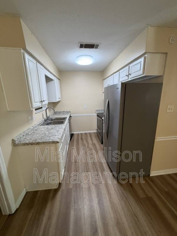 House for rent at 9406 Dunwoody Dr, Savannah, GA 31406