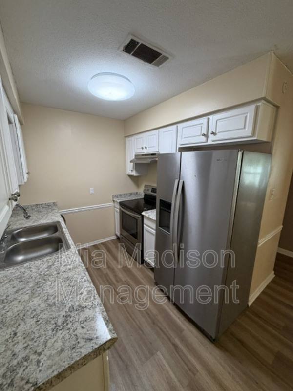 House for rent at 9406 Dunwoody Dr, Savannah, GA 31406