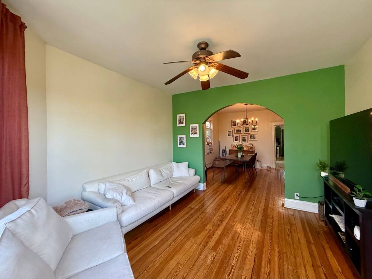 Apartment for rent at 47 Chicago Ave, Oak Park, IL 60302