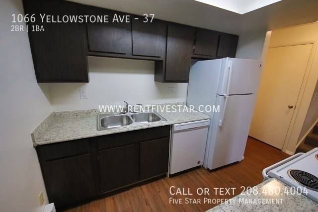 Townhouse for rent at 1066 Yellowstone Ave, Pocatello, ID 83201
