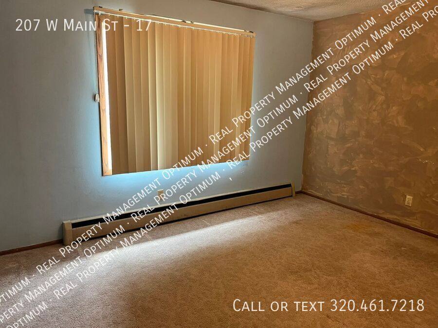 Apartment for rent at 207 W Main St, Osakis, MN 56360