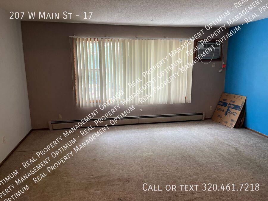 Apartment for rent at 207 W Main St, Osakis, MN 56360