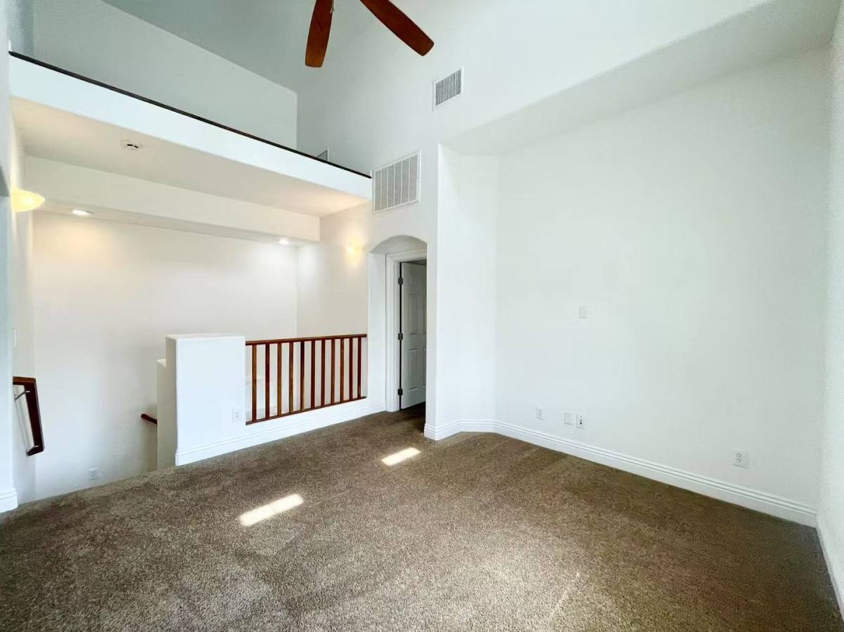 House for rent at 1114 Moonlit Oasis Lane, Henderson, NV 89002