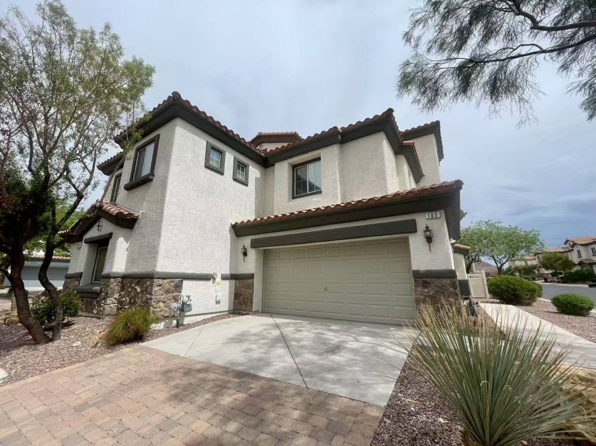 House for rent at 1114 Moonlit Oasis Lane, Henderson, NV 89002