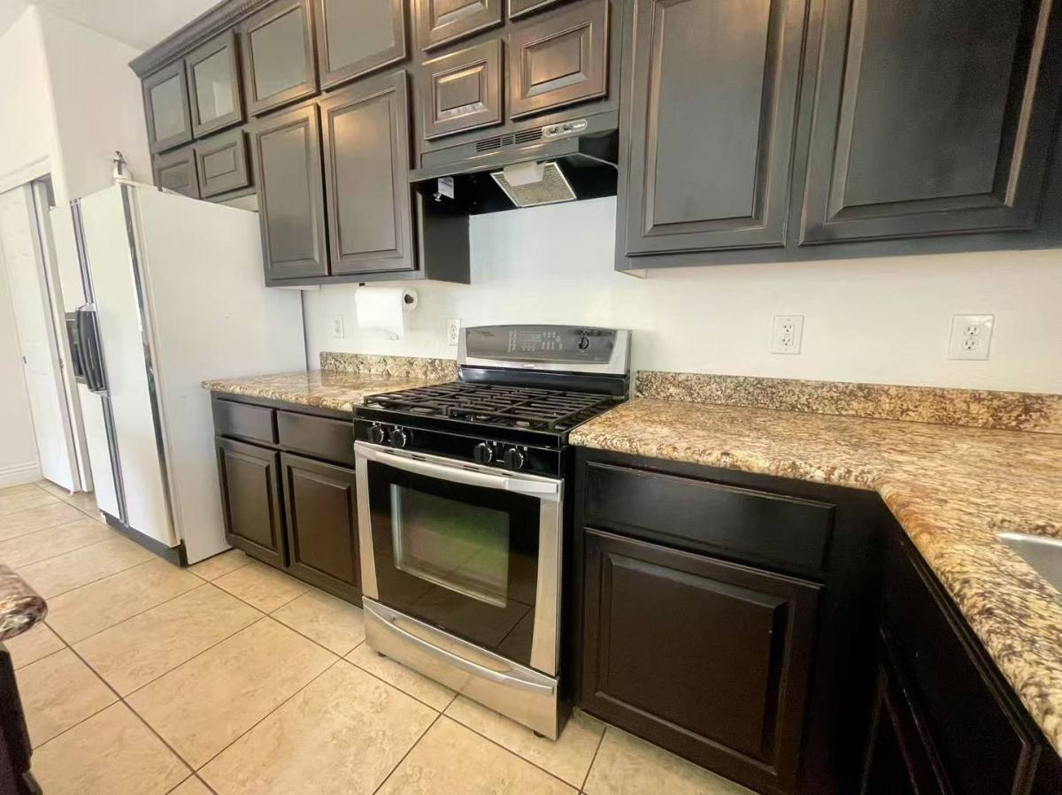 House for rent at 1114 Moonlit Oasis Lane, Henderson, NV 89002