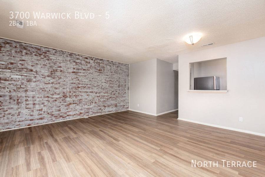 Apartment for rent at 3700 Warwick Blvd, Kansas City, MO 64111