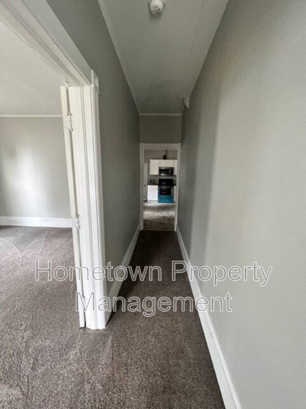 Apartment for rent at 237 E Garfield St - 1st Floor, Shippensburg, PA 17257
