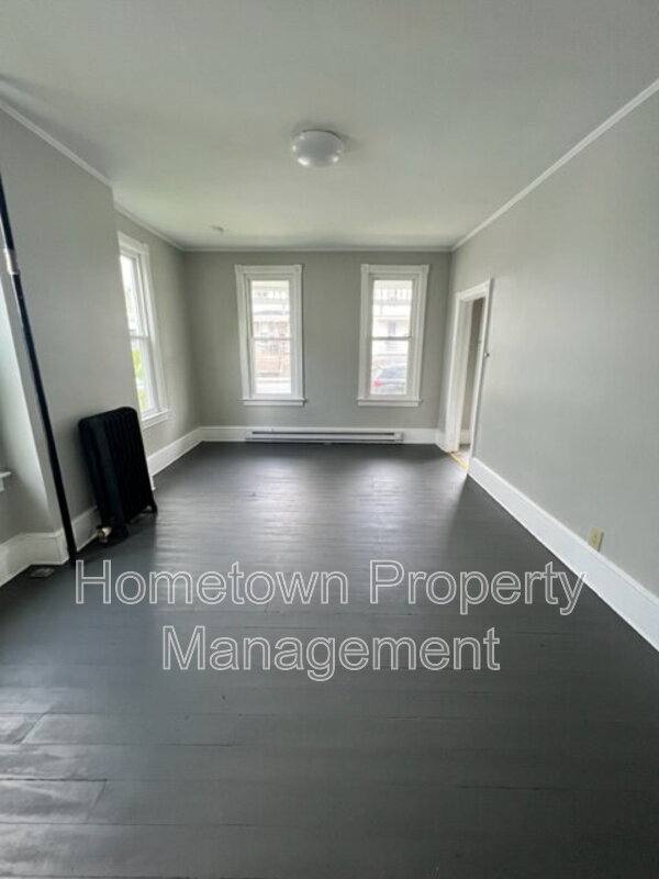 Apartment for rent at 237 E Garfield St - 1st Floor, Shippensburg, PA 17257