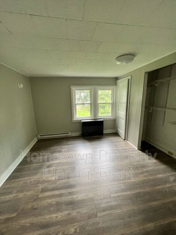 Apartment for rent at 237 E Garfield St - 1st Floor, Shippensburg, PA 17257