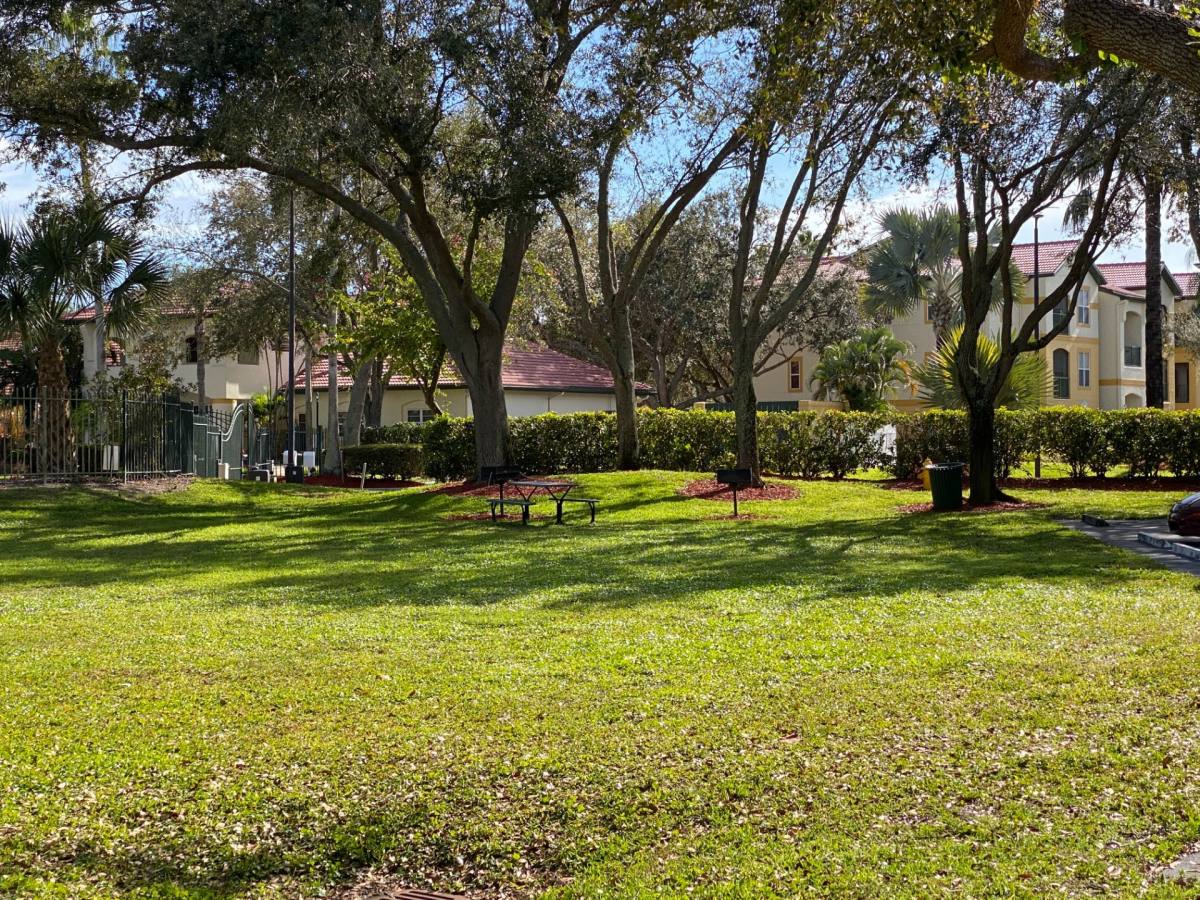 Apartment for rent at 11490 Villa Grand, Fort Myers, FL 33913