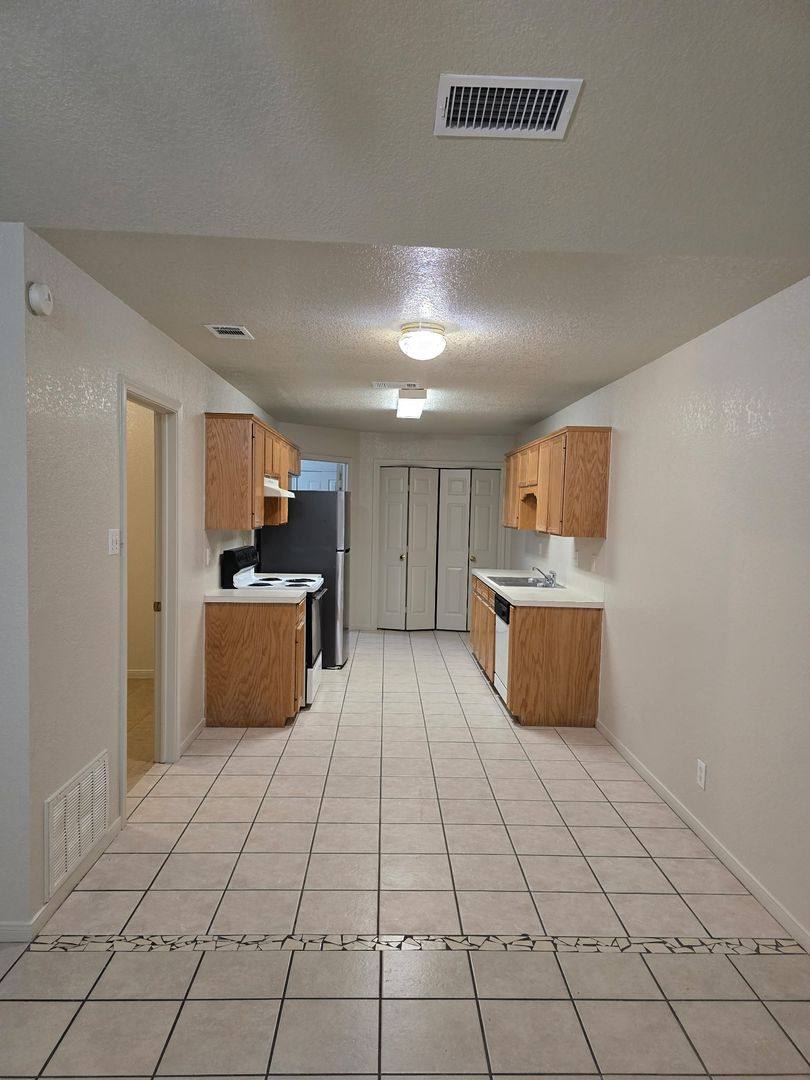 Apartment for rent at 1602 Van Zanten, Killeen, TX 76541