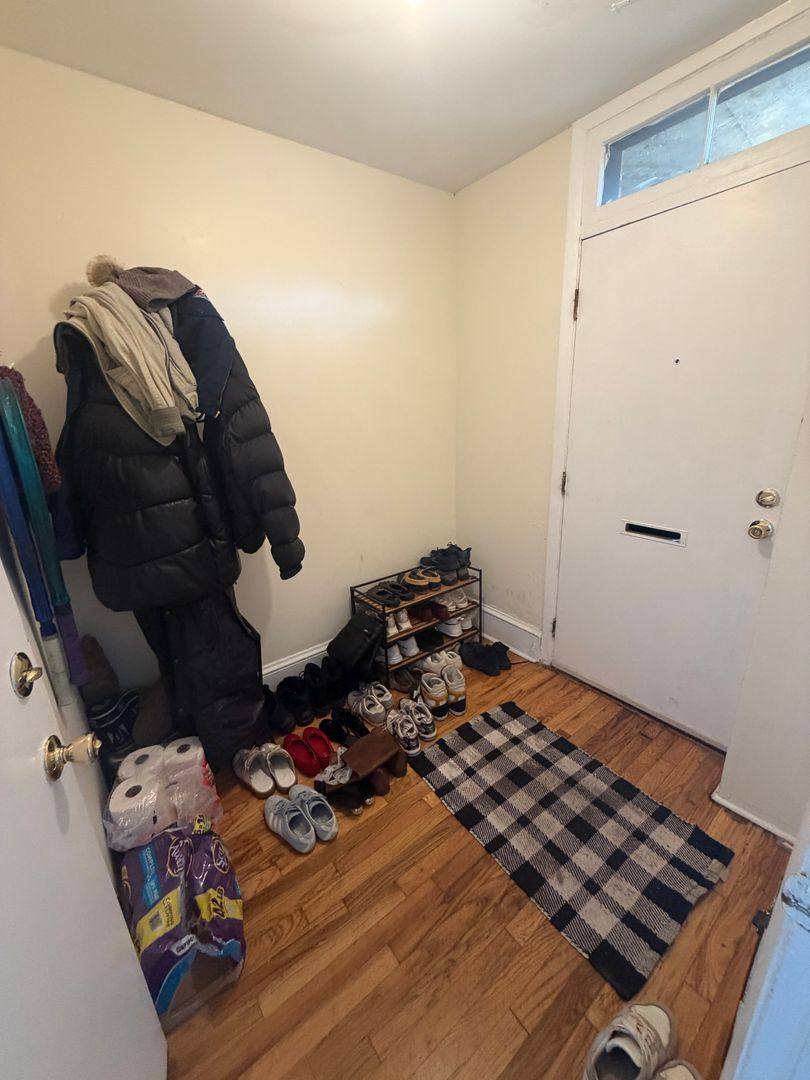 Apartment for rent at 2420 N Seminary, Chicago, IL 60614
