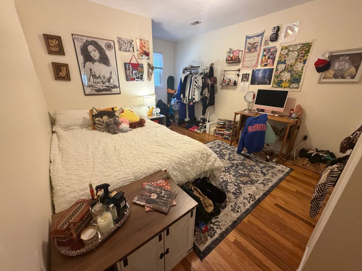 Apartment for rent at 2420 N Seminary, Chicago, IL 60614