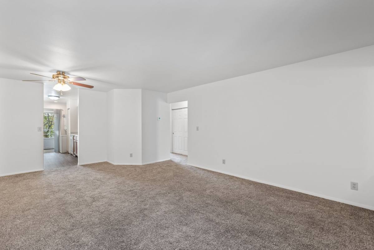 Apartment for rent at 14755 W Hidden Creek Court #14751, New Berlin, WI 53151