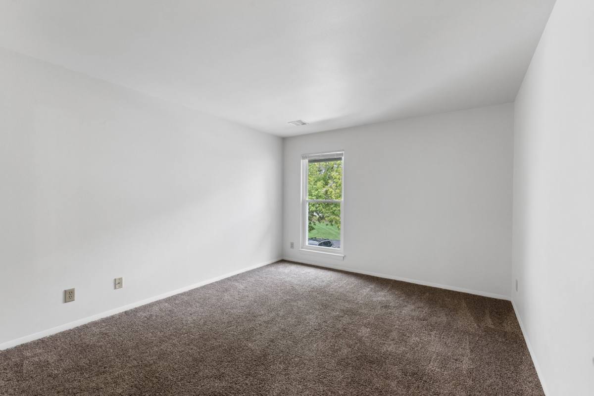 Apartment for rent at 14755 W Hidden Creek Court #14751, New Berlin, WI 53151
