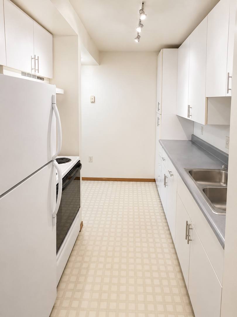1001 Gilbert Rd, Madison, WI 53711 - Apartment for Rent - Image 1