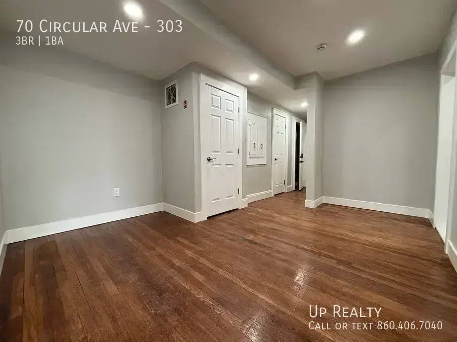 Apartment for rent at 70 Circular Ave, Hamden, CT 06514