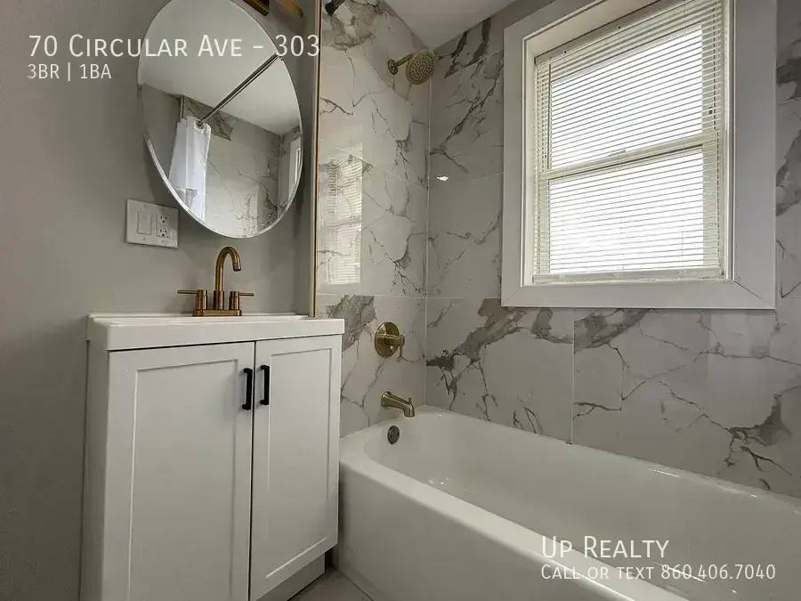 Apartment for rent at 70 Circular Ave, Hamden, CT 06514