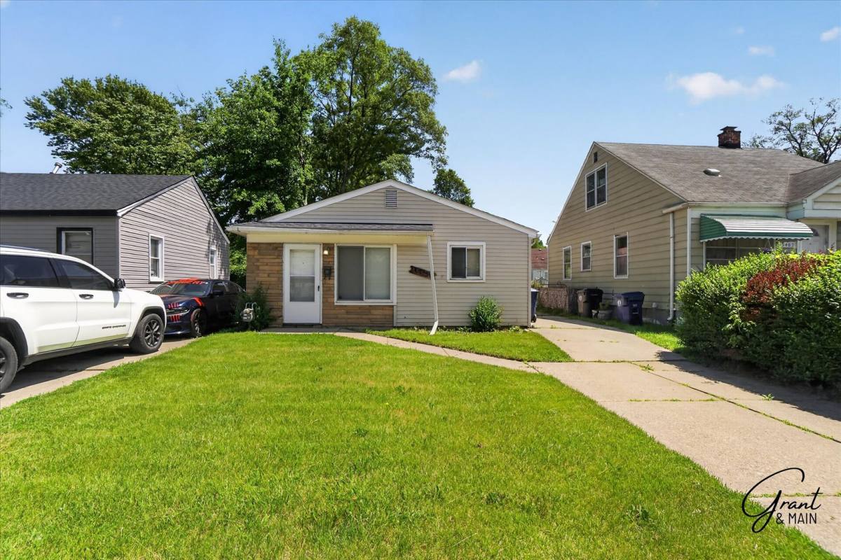 House for rent at 15490 Dixie, Redford, MI 48239