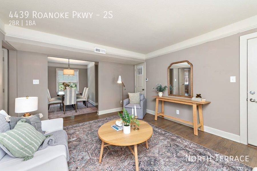 Apartment for rent at 4439 Roanoke Parkway, Kansas City, MO 64111