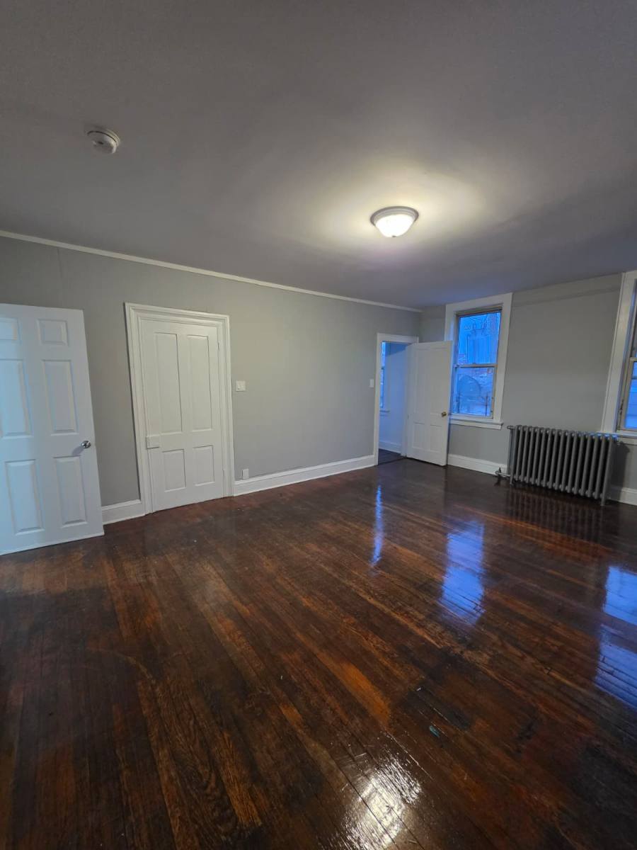 Apartment for rent at 120 Waverly St, Yonkers, NY 10701