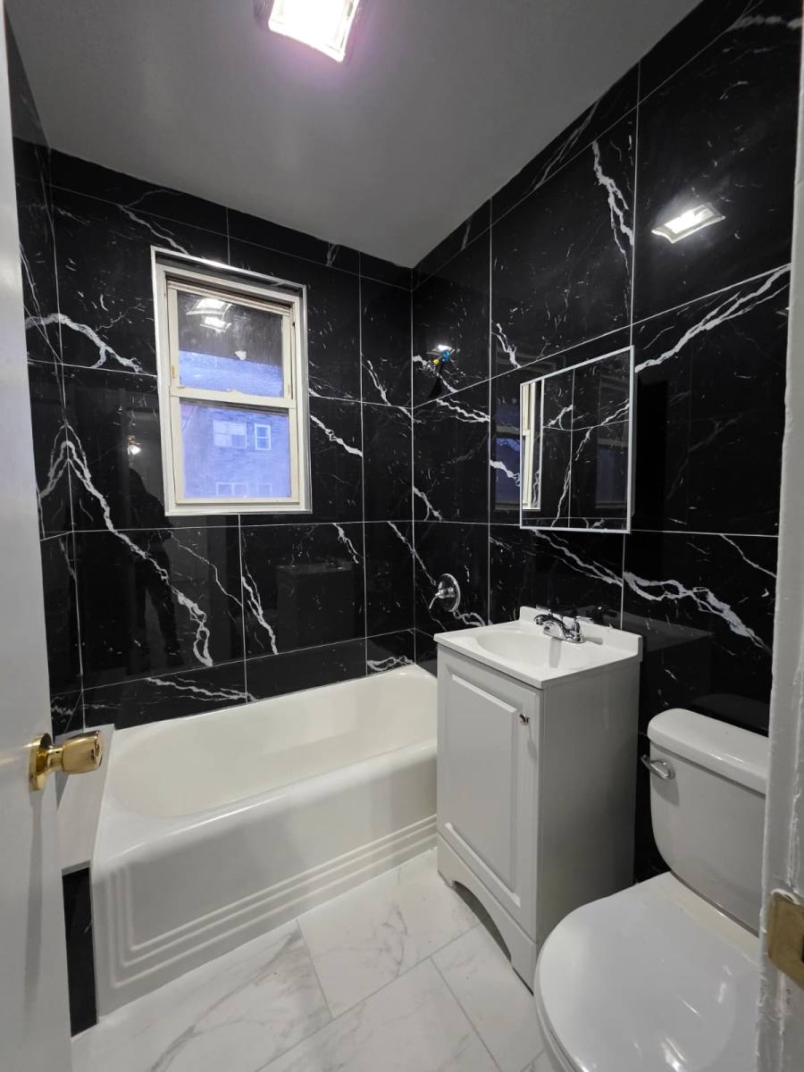 Apartment for rent at 120 Waverly St, Yonkers, NY 10701