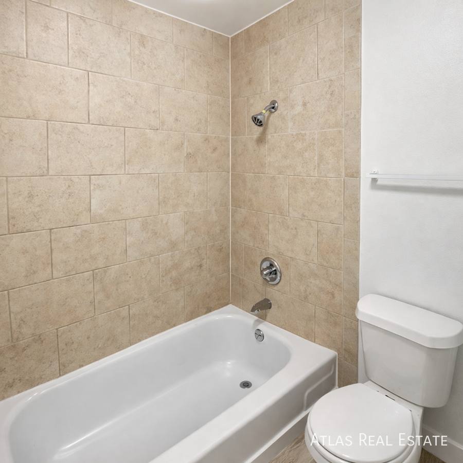 Apartment for rent at 15571 E 13th Ave #A302, Aurora, CO 80011