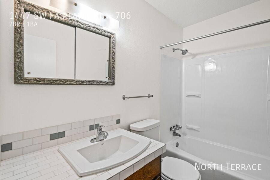Apartment for rent at 1447 SW Fairlawn Rd #706, Topeka, KS 66604
