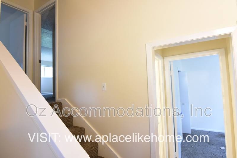 Apartment for rent at 1617 E 97th St, Kansas City, MO 64131