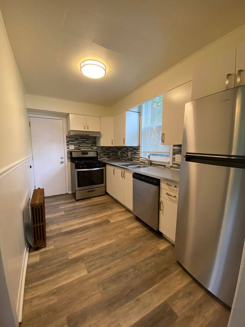 House for rent at 410 Parkwood Rd, Pittsburgh, PA 15210
