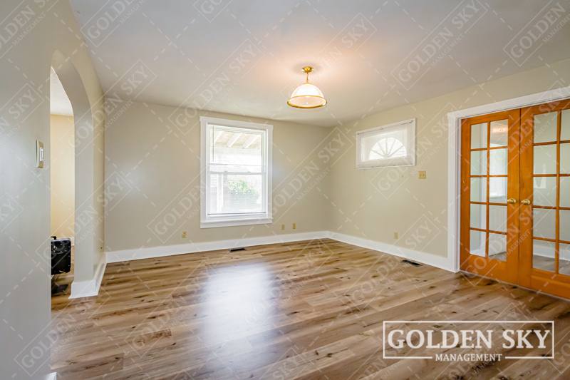 Apartment for rent at 1417 W Memorial Dr #1, Muncie, IN 47302