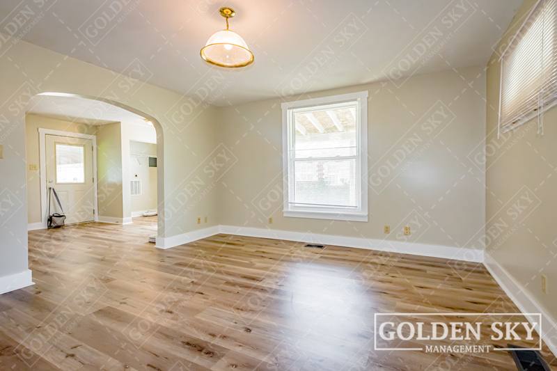 Apartment for rent at 1417 W Memorial Dr #1, Muncie, IN 47302