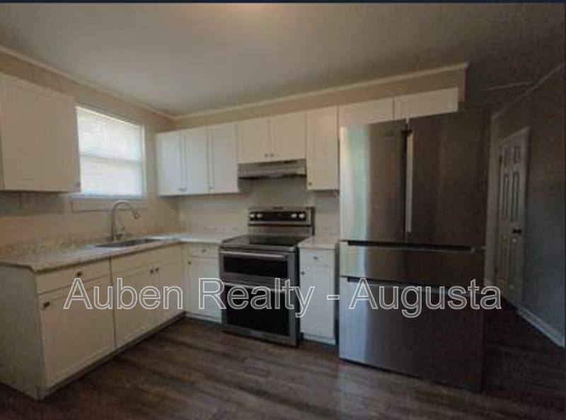 House for rent at 4432 Wrightsboro Rd #1, Grovetown, GA 30813