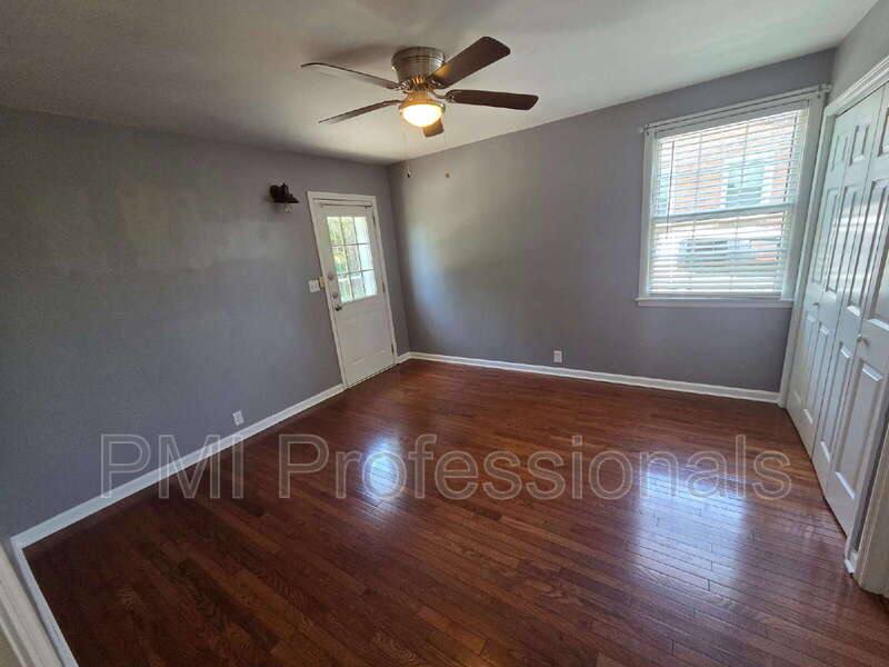 House for rent at 218 Walcott Dr, Nashville, TN 37214