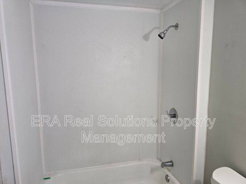 Apartment for rent at 3607 Sackett Ave #3, Cleveland, OH 44109