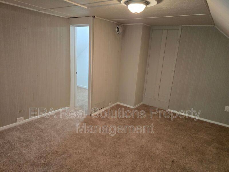 Apartment for rent at 3607 Sackett Ave #3, Cleveland, OH 44109