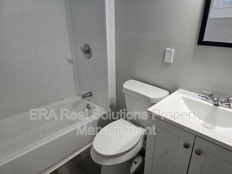 Apartment for rent at 3607 Sackett Ave #3, Cleveland, OH 44109